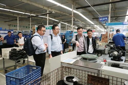 工業(yè)互聯(lián)網(wǎng)專家走進文登企業(yè)，登門送服務助力產(chǎn)業(yè)升級